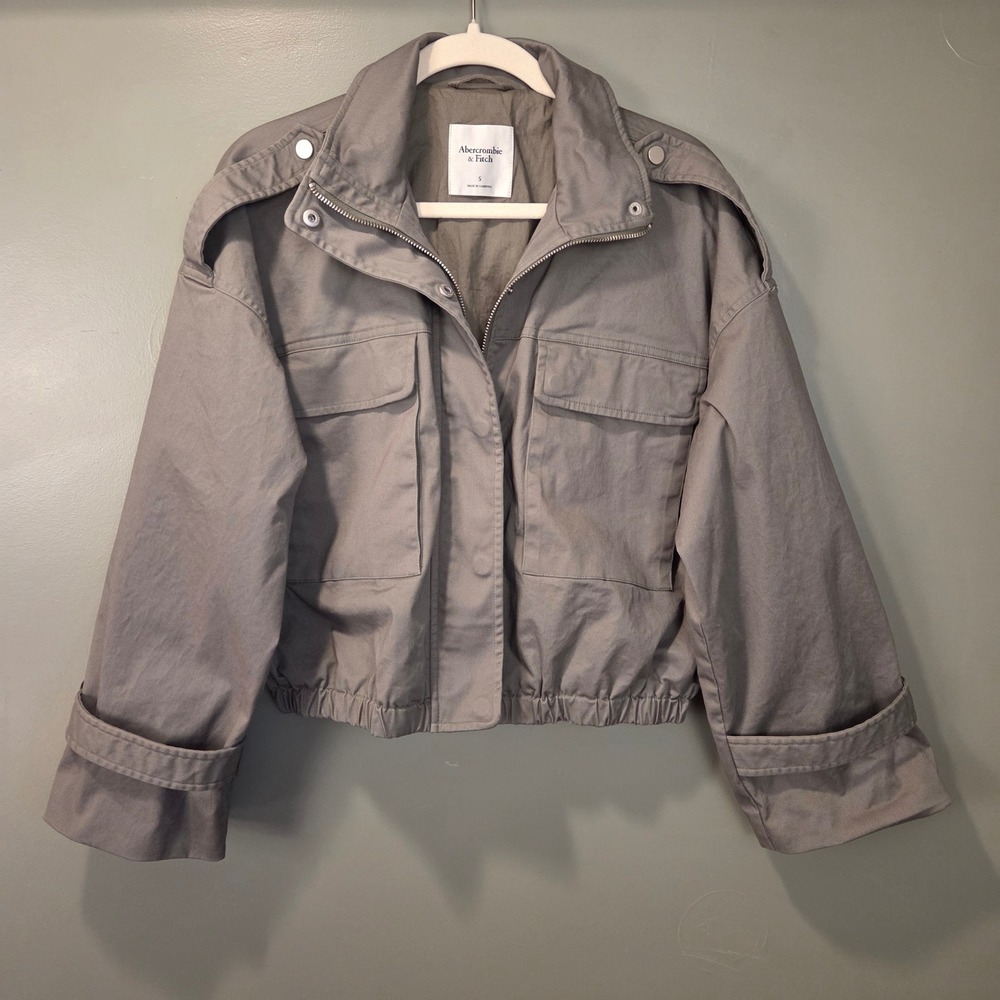 Abercrombie & Fitch Lightweight Cropped Utility Jacket Boxy Size S Green Gray